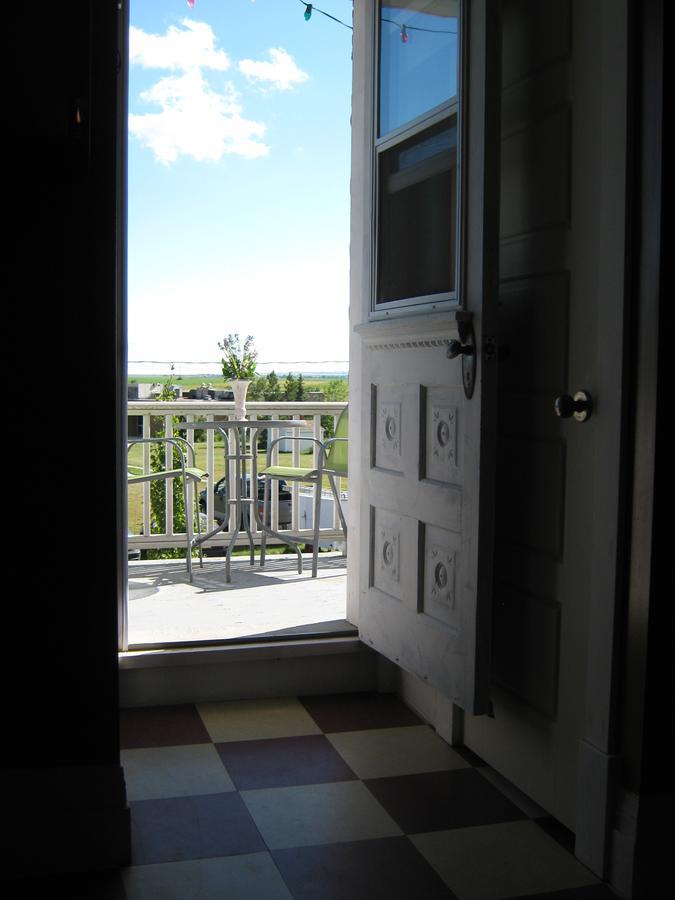 Wakamow Heights Bed And Breakfast Moose Jaw Exterior foto